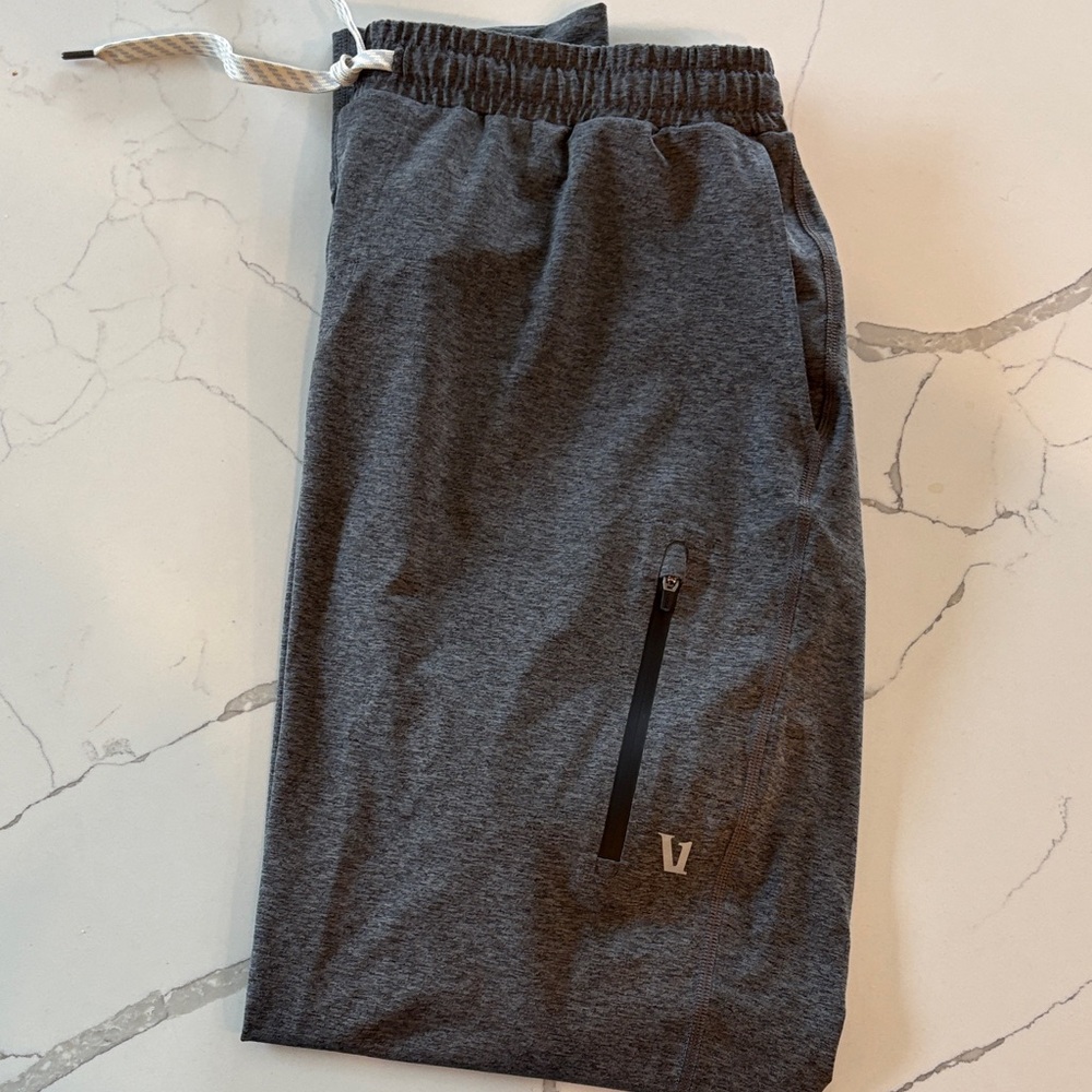 Men's Vuori Charcoal Gray Jogger